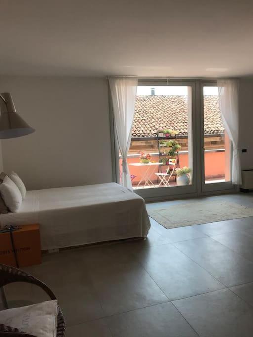 Loft Teatro Politeama - Intero Appartamento In Centro Storico Con Vista Cremona Exteriör bild